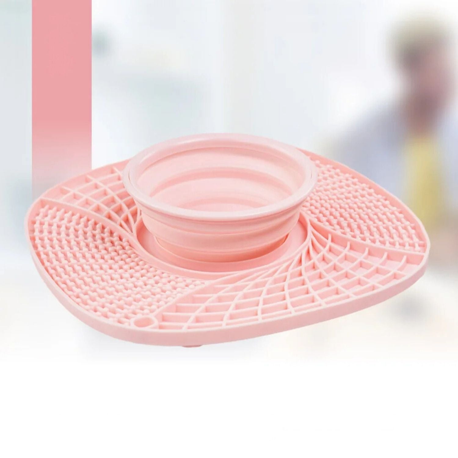 Langzame invoer Hondenmat roze likmat zijaanzicht